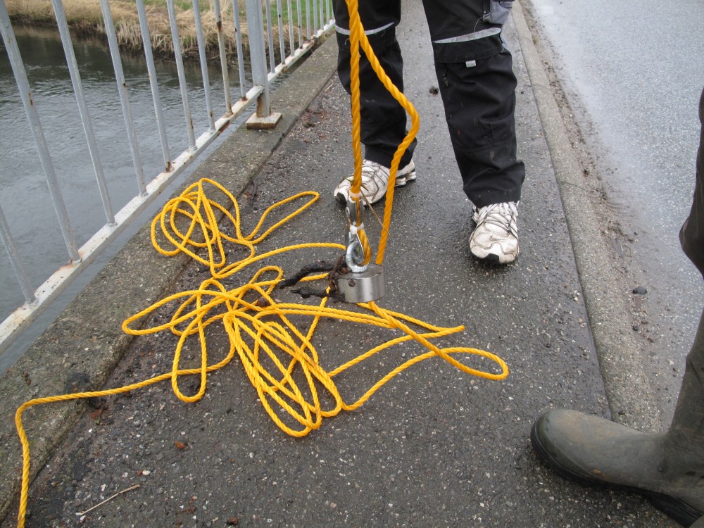 Mænd og magneter ved Åbro